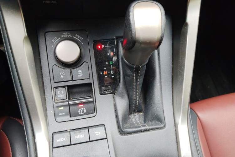 Used Lexus NX 2015 200 All-Wheel Drive Fēngshàng Edition Gear Lever