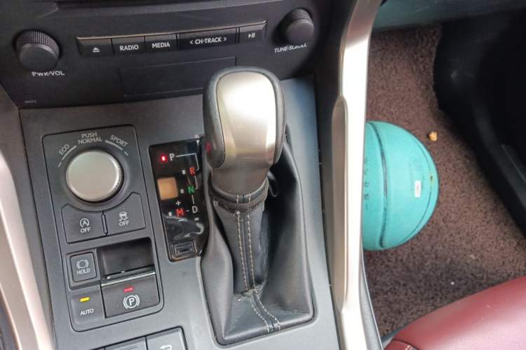 Used Lexus NX 2015 200 All-Wheel Drive Fēngshàng Edition Gear Lever