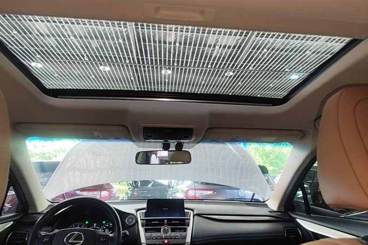 Used Lexus NX 2015 200T All-Wheel-Drive Fēngshàng Edition Headliner