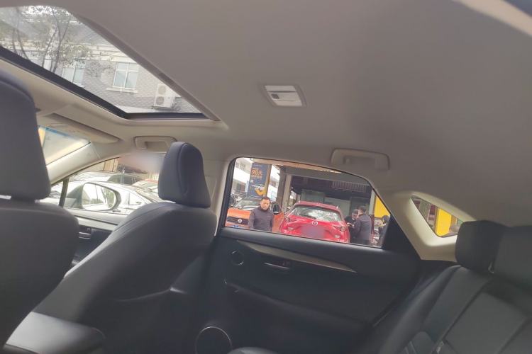 Used Lexus NX 2015 200T All-Wheel-Drive Fēngshàng Edition Headliner