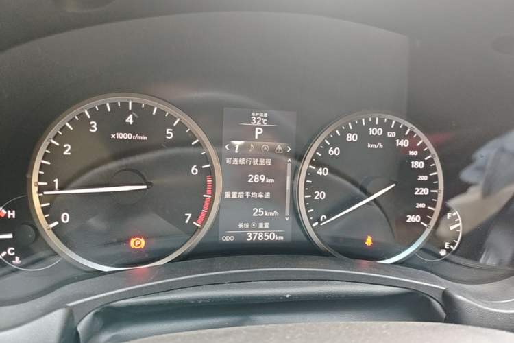 Used Lexus NX 2015 200 Front-Wheel Drive X-Trail SE Edition Instrument Cluster