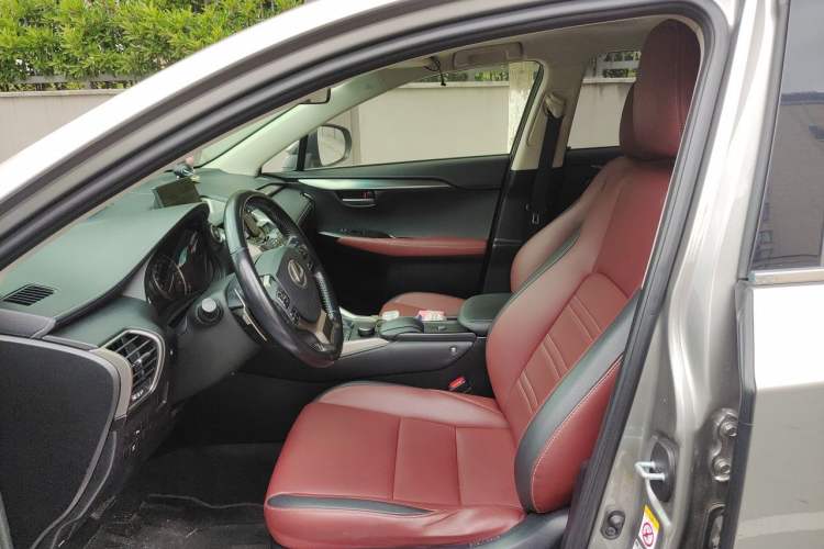 Used Lexus NX 2015 200T All-Wheel-Drive Fēngshàng Edition Left Front Seat