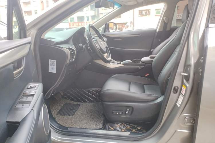 Used Lexus NX 2015 200T All-Wheel-Drive Fēngshàng Edition Left Front Seat