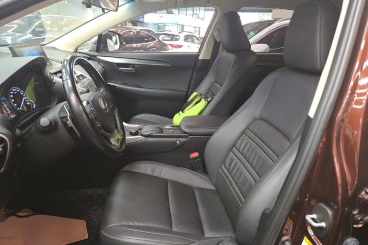 Used Lexus NX 2015 200T All-Wheel-Drive Fēngshàng Edition Left Front Seat
