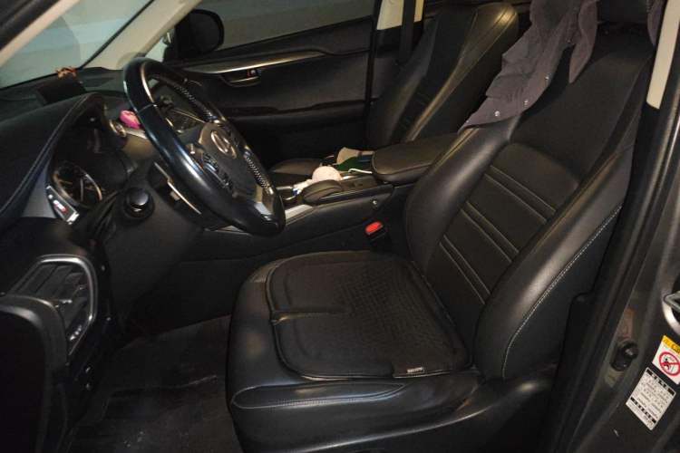 Used Lexus NX 2015 200T All-Wheel-Drive Fēngshàng Edition Left Front Seat