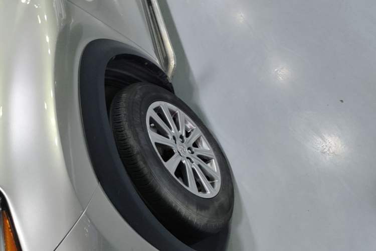 Used Lexus NX 2015 200 Front-Wheel Drive X-Trail SE Edition Left Front Wheel Hub