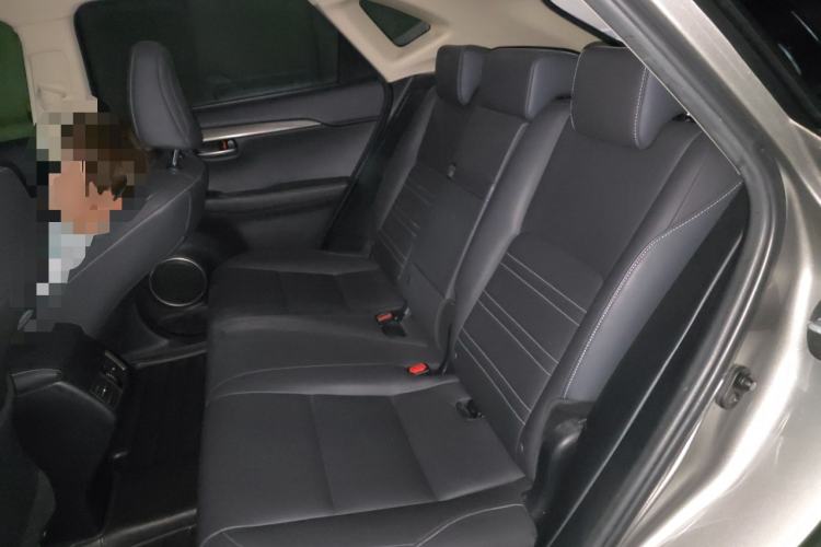 Used Lexus NX 2015 200T All-Wheel-Drive Fēngshàng Edition Left Rear Seat
