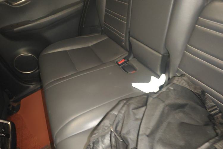 Used Lexus NX 2015 200T All-Wheel-Drive Fēngshàng Edition Left Rear Seat