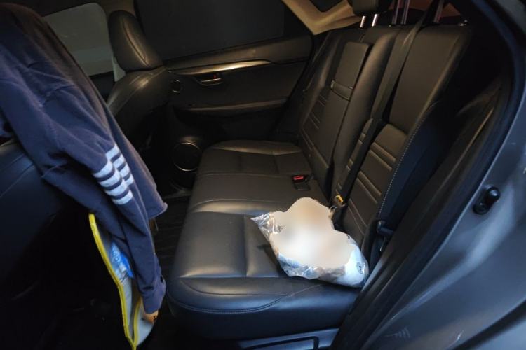 Used Lexus NX 2015 200T All-Wheel-Drive Fēngshàng Edition Left Rear Seat