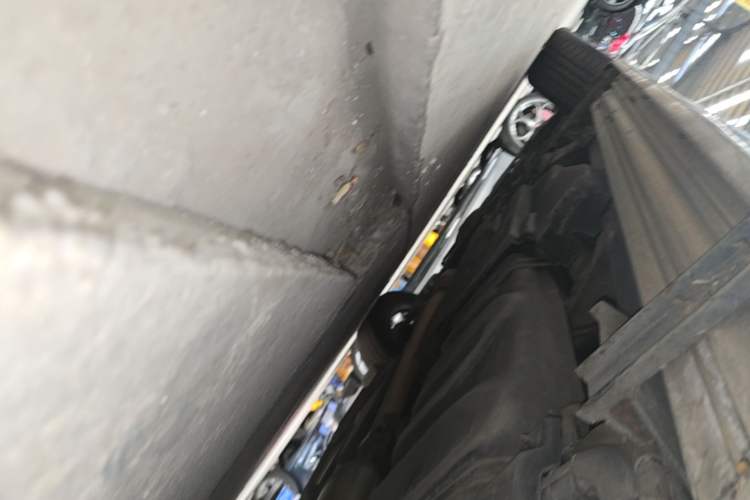 Used Lexus NX 2015 200T All-Wheel-Drive Fēngshàng Edition Left Side Sill