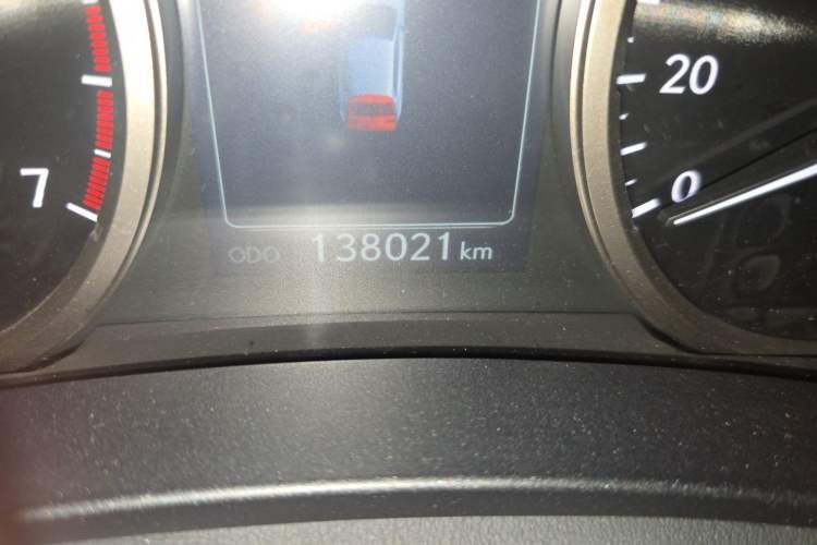 Used Lexus NX 2015 200T All-Wheel-Drive Fēngshàng Edition Odometer Close Up