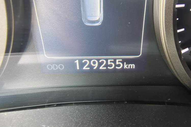 Used Lexus NX 2015 300h All-Wheel-Drive Fēngzhì Edition Odometer Close Up