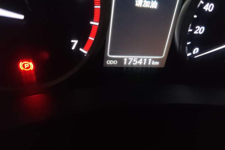 Used Lexus NX 2015 200T All-Wheel-Drive Fēngshàng Edition Odometer Close Up