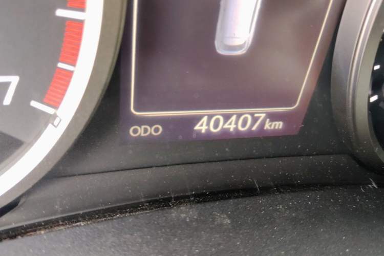 Used Lexus NX 2015 200T All-Wheel-Drive Fēngshàng Edition Odometer Close Up