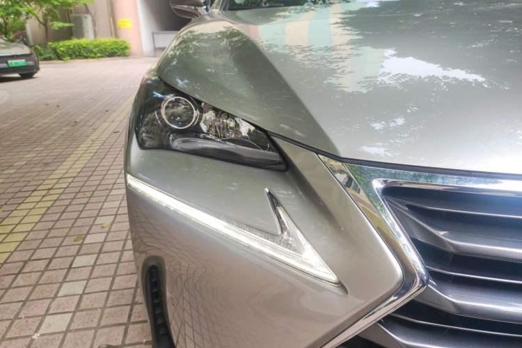 Used Lexus NX 2015 200T All-Wheel-Drive Fēngshàng Edition Right Front Headlight