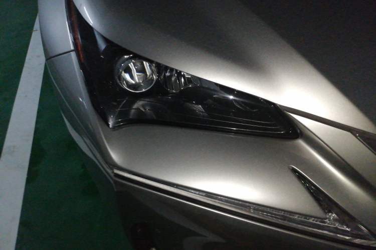 Used Lexus NX 2015 200T All-Wheel-Drive Fēngshàng Edition Right Front Headlight