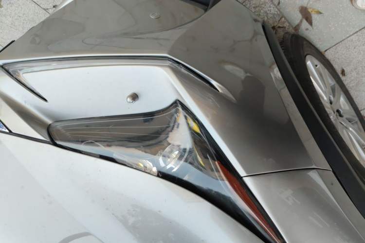 Used Lexus NX 2015 200 Front-Wheel Drive X-Trail SE Edition Right Front Headlight