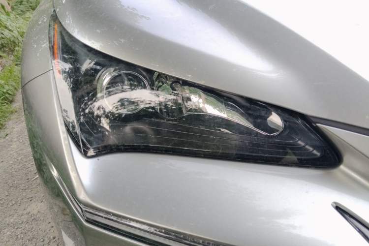 Used Lexus NX 2015 200T All-Wheel-Drive Fēngshàng Edition Right Front Headlight