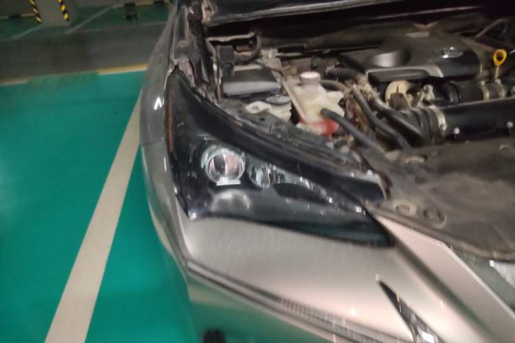 Used Lexus NX 2015 200T All-Wheel-Drive Fēngshàng Edition Right Front Headlight