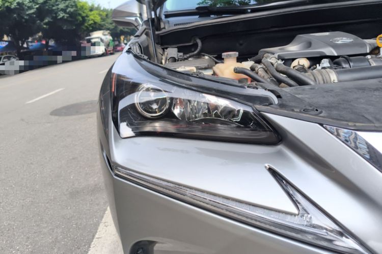 Used Lexus NX 2015 200T All-Wheel-Drive Fēngshàng Edition Right Front Headlight
