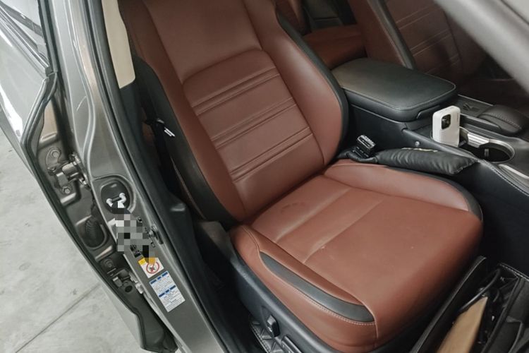 Used Lexus NX 2015 200T All-Wheel-Drive Fēngshàng Edition Right Front Seat