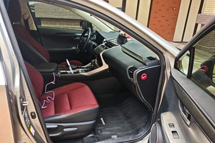 Used Lexus NX 2015 200 Front-Wheel Drive X-Trail SE Edition Right Front Seat