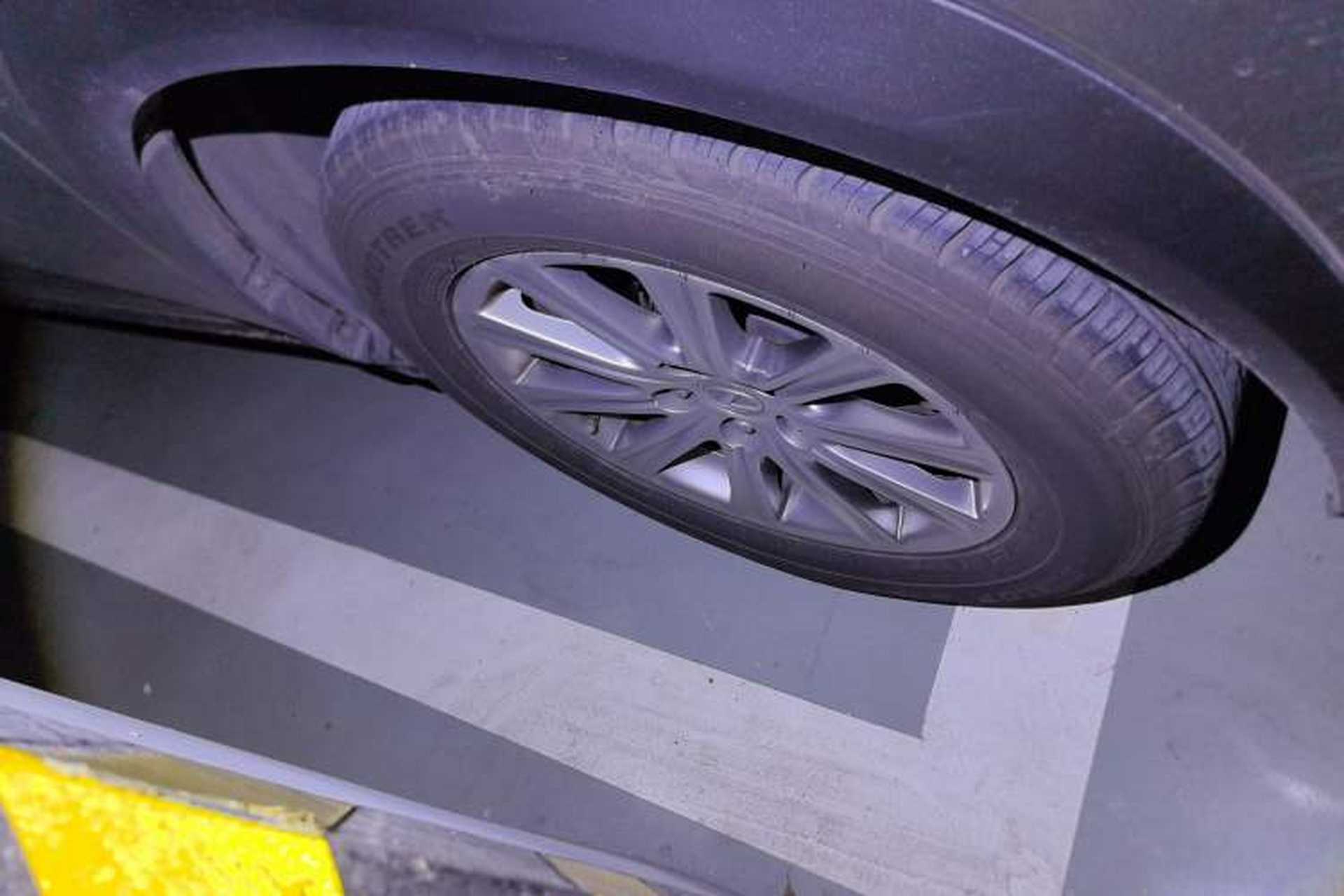 Used Lexus NX 2015 200 All-Wheel Drive Fēngshàng Edition Right Front Wheel Hub