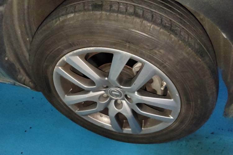 Used Lexus NX 2015 200T All-Wheel-Drive Fēngshàng Edition Right Front Wheel Hub