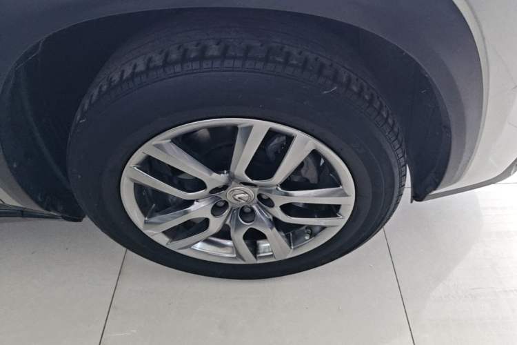 Used Lexus NX 2015 200T All-Wheel-Drive Fēngshàng Edition Right Front Wheel Hub