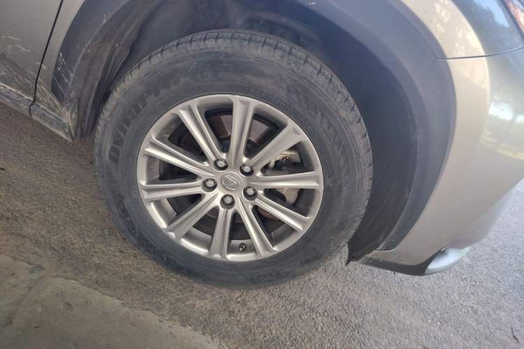 Used Lexus NX 2015 200 Front-Wheel Drive X-Trail SE Edition Right Front Wheel Hub