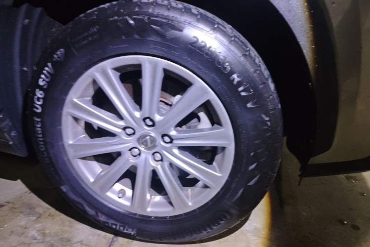 Used Lexus NX 2015 200 Front-Wheel Drive X-Trail SE Edition Right Front Wheel Hub