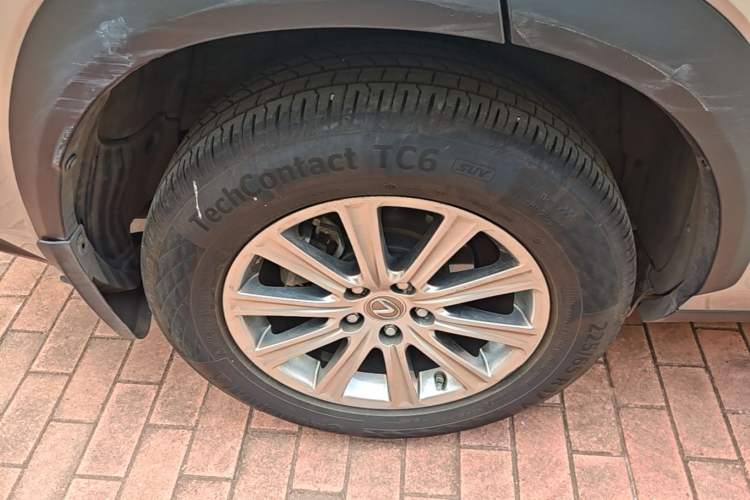Used Lexus NX 2015 200 Front-Wheel Drive X-Trail SE Edition Right Rear Wheel Hub