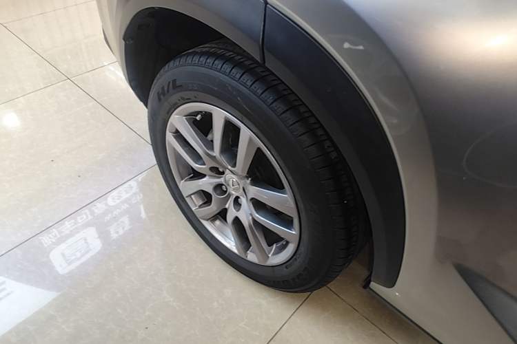 Used Lexus NX 2015 200T All-Wheel-Drive Fēngshàng Edition Right Rear Wheel Hub