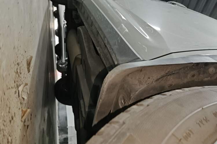 Used Lexus NX 2015 200T All-Wheel-Drive Fēngshàng Edition Right Side Sill