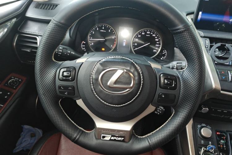 Used Lexus NX 2015 200 Front-Wheel Drive X-Trail SE Edition Steering Wheel