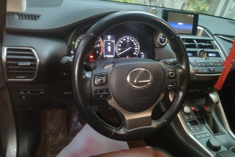 Used Lexus NX 2015 300h All-Wheel-Drive Fēngzhì Edition Steering Wheel