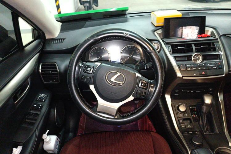 Used Lexus NX 2015 200 Front-Wheel Drive X-Trail SE Edition Steering Wheel