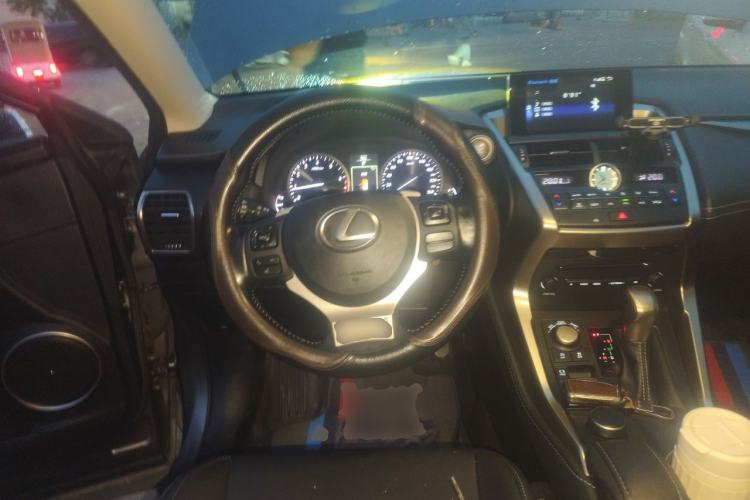 Used Lexus NX 2015 200 Front-Wheel Drive X-Trail SE Edition Steering Wheel