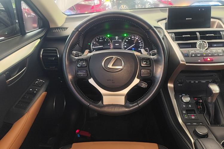 Used Lexus NX 2015 200T All-Wheel-Drive Fēngshàng Edition Steering Wheel