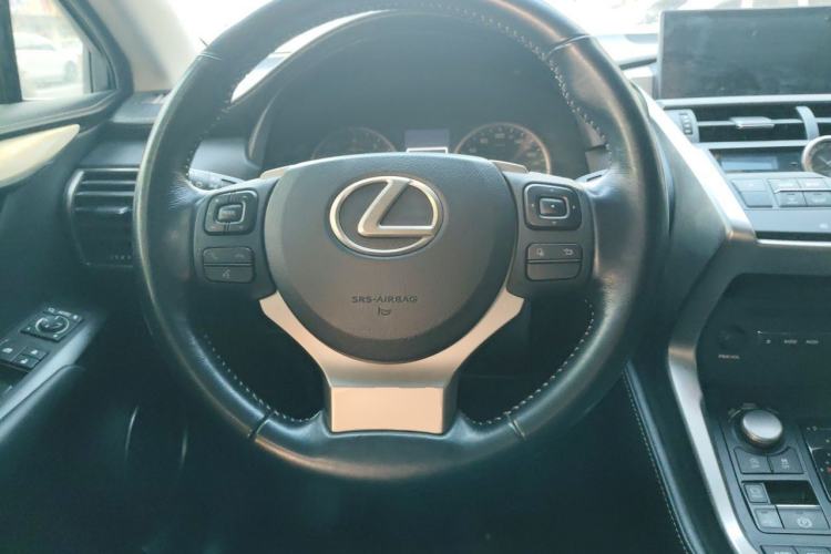 Used Lexus NX 2015 200 Front-Wheel Drive X-Trail SE Edition Steering Wheel