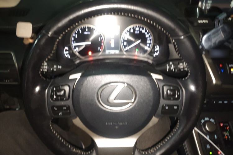 Used Lexus NX 2015 200 Front-Wheel Drive X-Trail SE Edition Steering Wheel