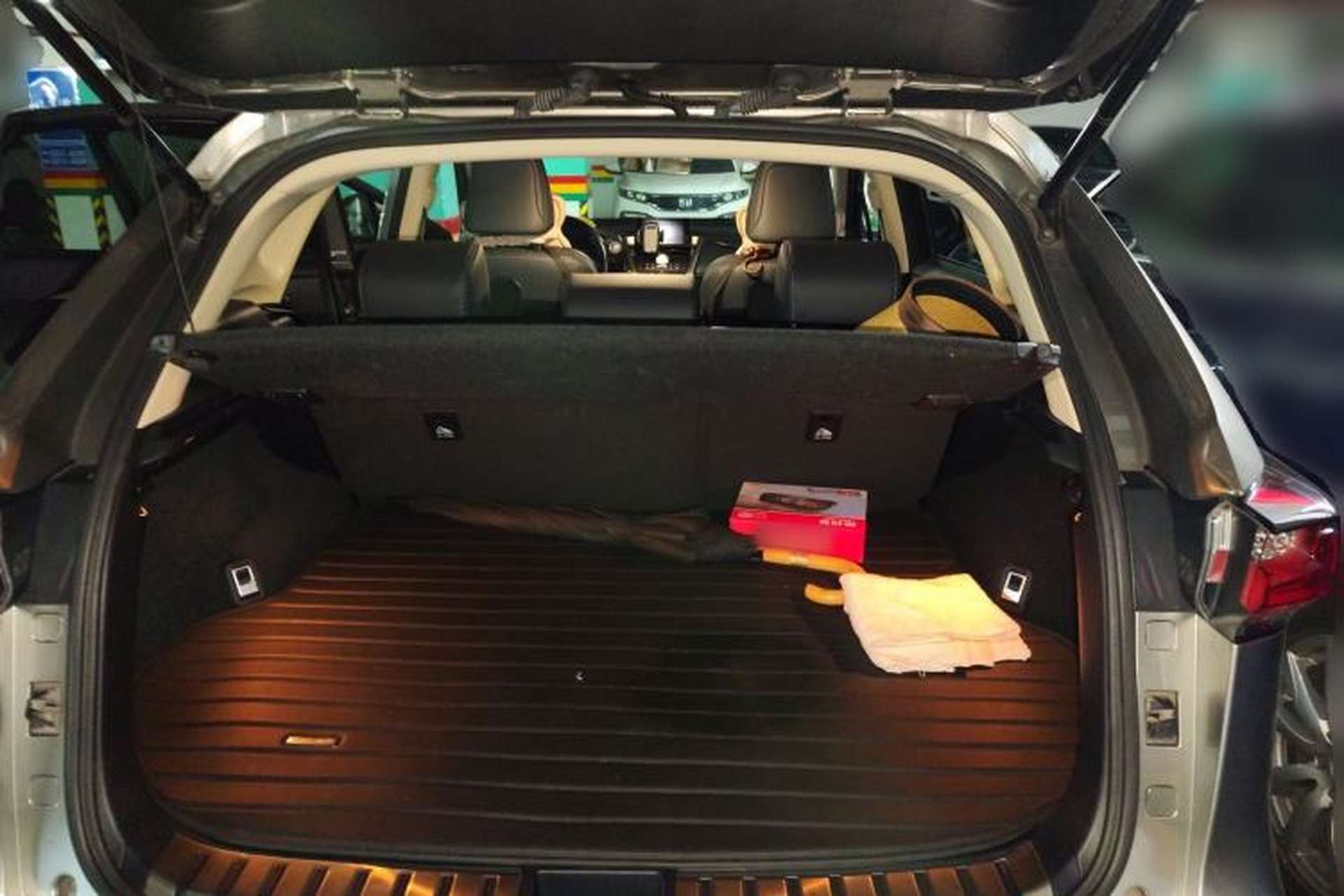Used Lexus NX 2015 200T All-Wheel-Drive Fēngshàng Edition Trunk