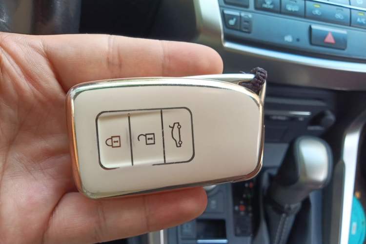 Used Lexus NX 2015 200 All-Wheel Drive Fēngshàng Edition Vehicle Key
