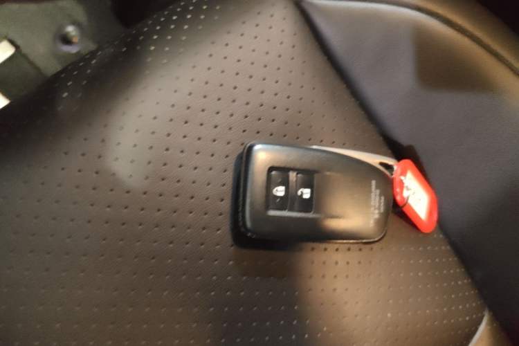 Used Lexus NX 2015 200 Front-Wheel Drive X-Trail SE Edition Vehicle Key