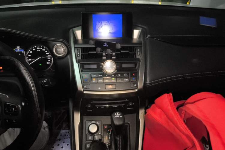 Used Lexus NX 2015 200 All-Wheel Drive Fēngshàng Edition Audio And AC Panel