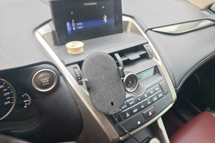 Used Lexus NX 2015 200T All-Wheel-Drive Fēngshàng Edition Audio And AC Panel