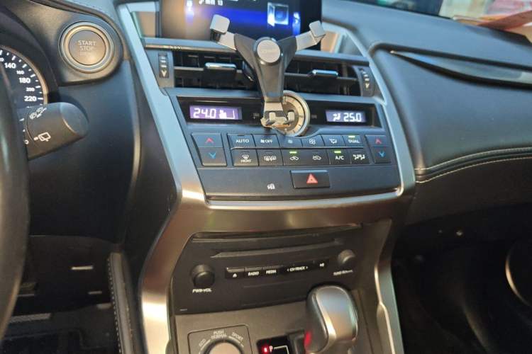 Used Lexus NX 2015 200 Front-Wheel Drive X-Trail SE Edition Audio And AC Panel