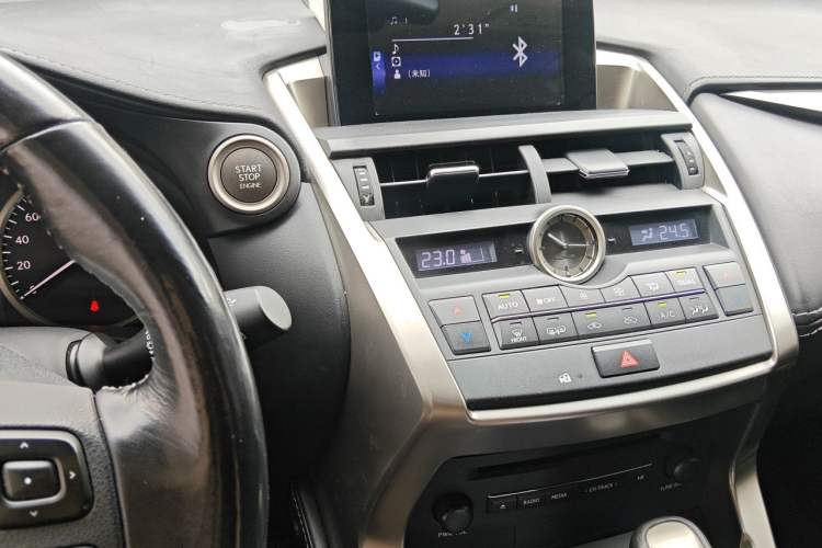 Used Lexus NX 2015 200 Front-Wheel Drive X-Trail SE Edition Audio And AC Panel