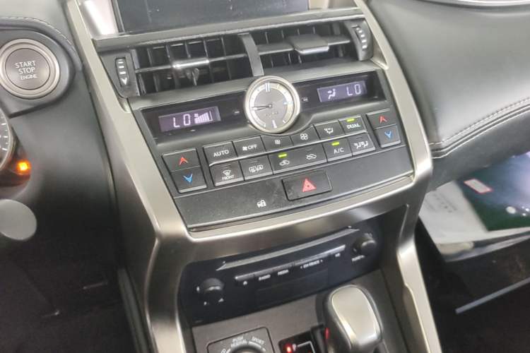 Used Lexus NX 2015 200 Front-Wheel Drive X-Trail SE Edition Audio And AC Panel