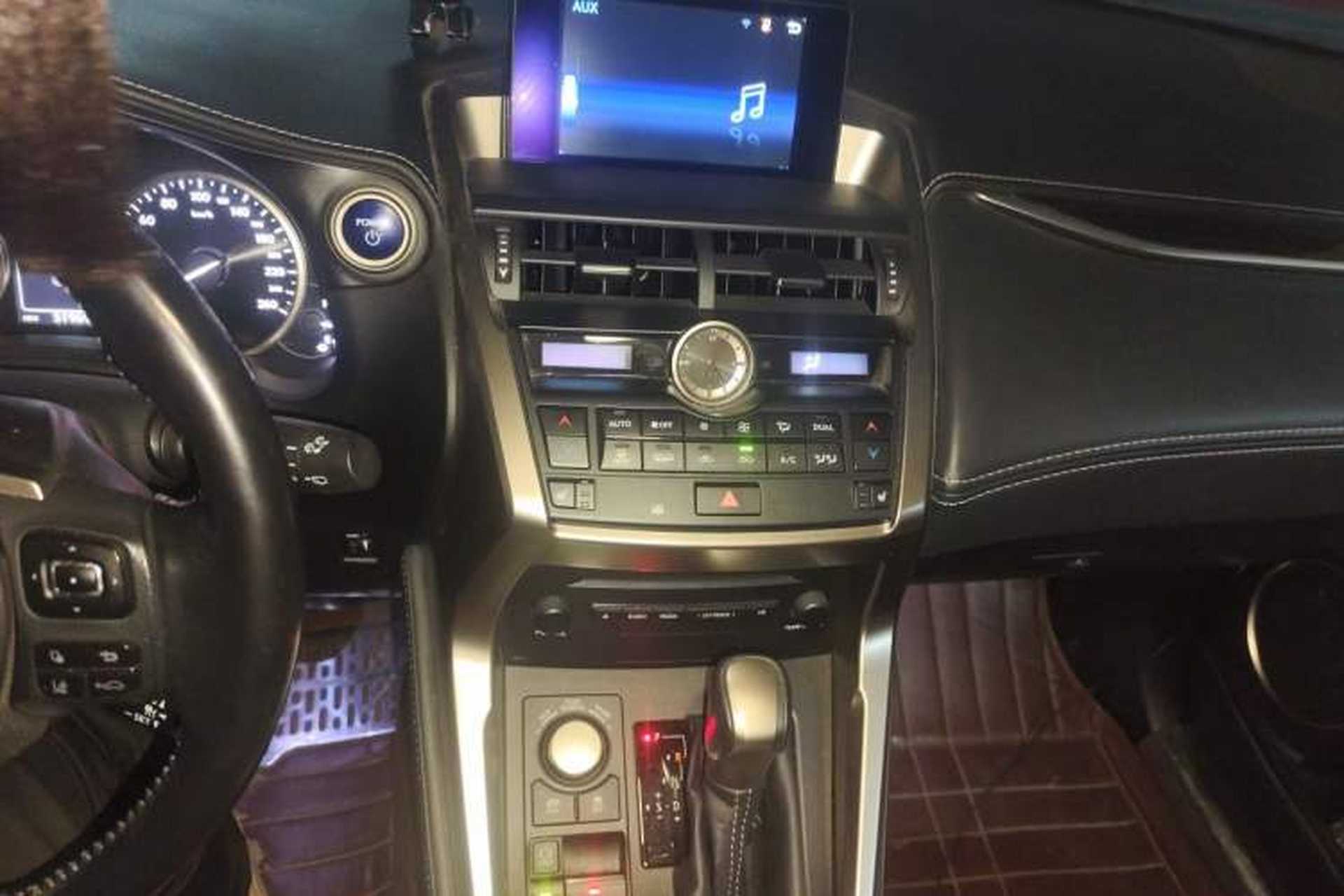 Used Lexus NX 2015 300h All-Wheel-Drive Fēngzhì Edition Audio And AC Panel